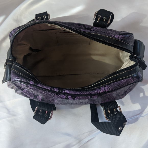 Nine West Purse & Accessories - Picture 6 of 12